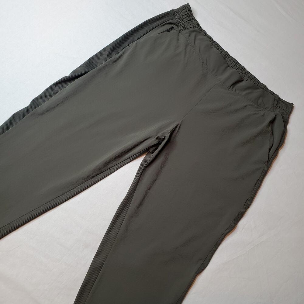 Athleta Women's Size 16 Brooklyn Textured Jogger Pant Green 566689
